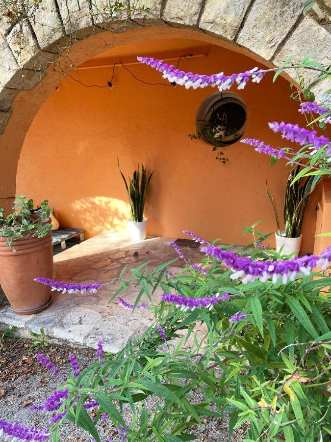 Bed & Breakfast Lou Candelou 2*
