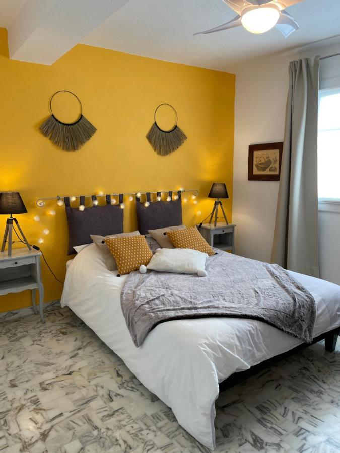 Lou Candelou Bed & Breakfast 2*